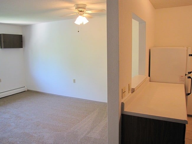 Centennial Plaza Senior Apartments