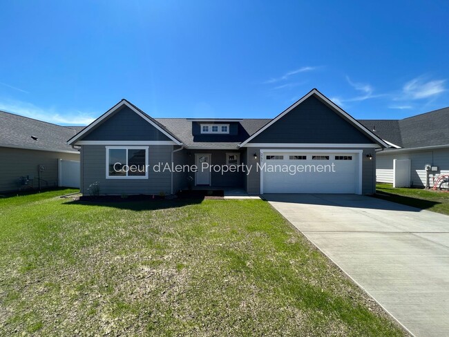 3 bed, 2 bath house - 3 bed, 2 bath house