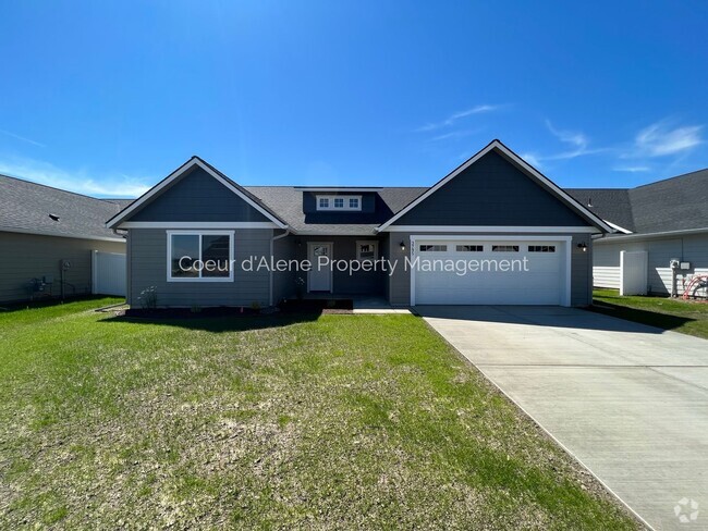 Building Photo - 3 bed, 2 bath house