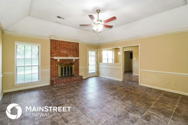 Photo - 1041 Trappers Cove