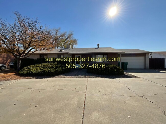 Building Photo - 3 Bedroom, 2 Bath, 2 Car Garage with Fence... Rental