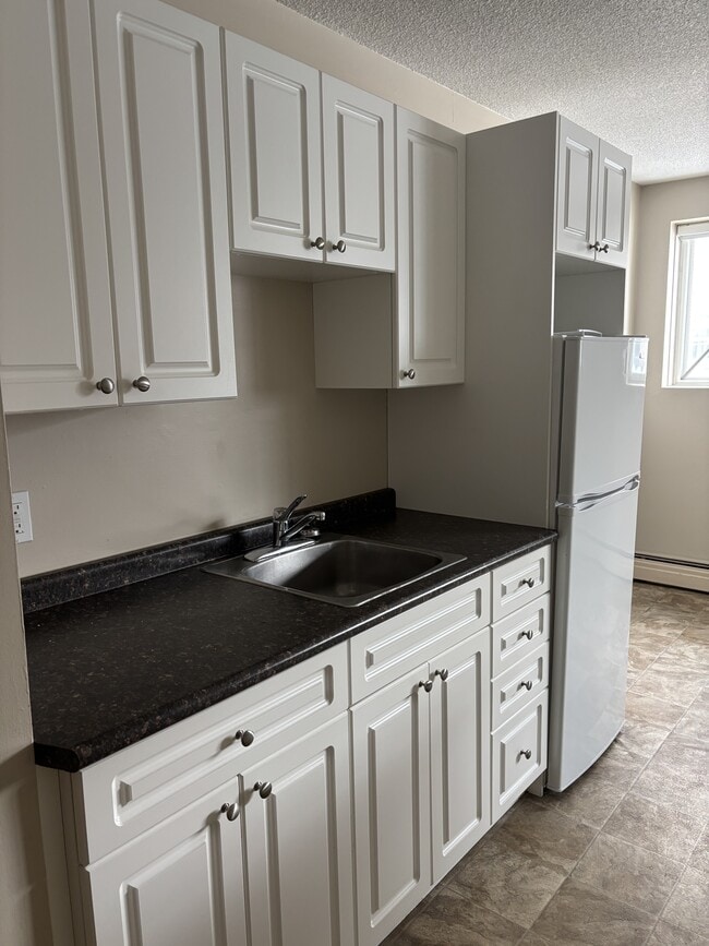 Photo - 10633-10112 112 St NW Unit 105