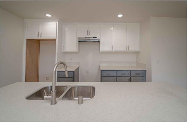 326 E 73rd St Unidad 73(328B)