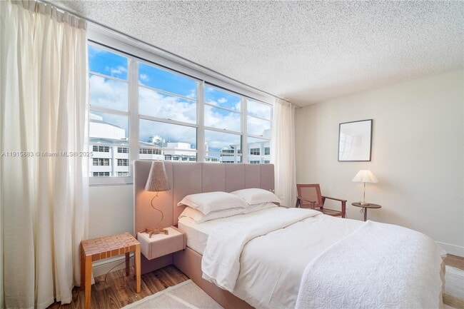 Photo - 999 Brickell Bay Dr Unit 1906