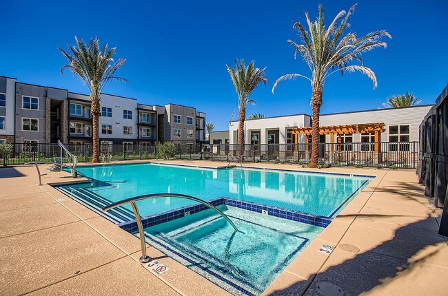 Garrett Mesa Exterior - Garrett Mesa