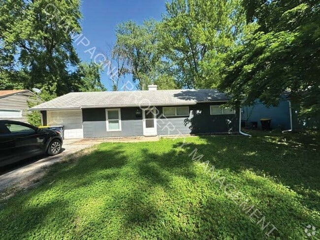 Building Photo - Single Family Home in Ruskin - All Voucher...