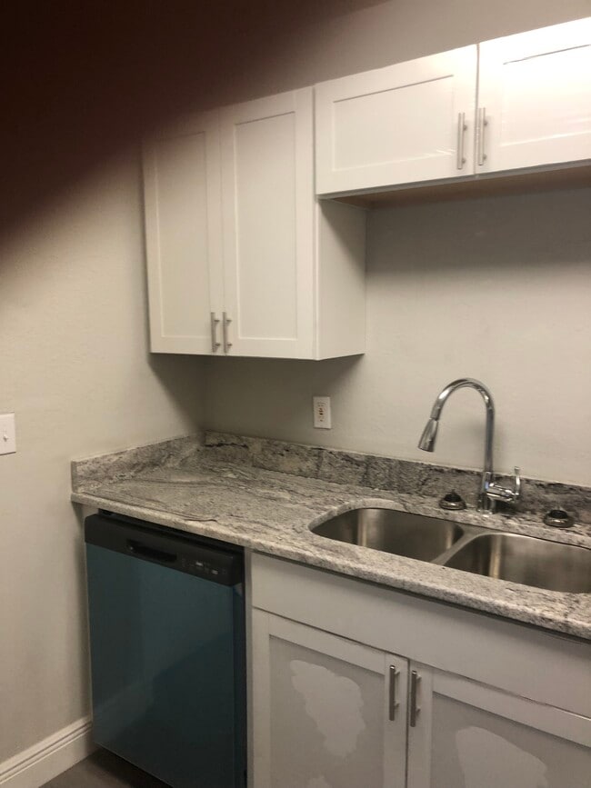 Cocina - 2520 Caper Ln Unidad 102