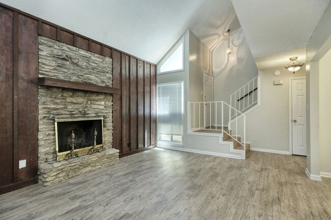 Photo - 2711 St Edwards Cir Unit 1