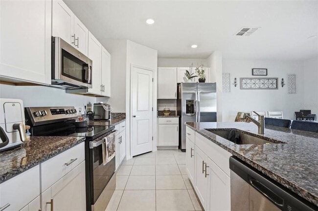 Photo - 13712 Newbridge St