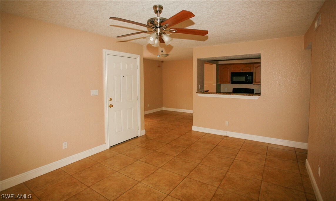 Photo - 2885 Winkler Ave Unit 609