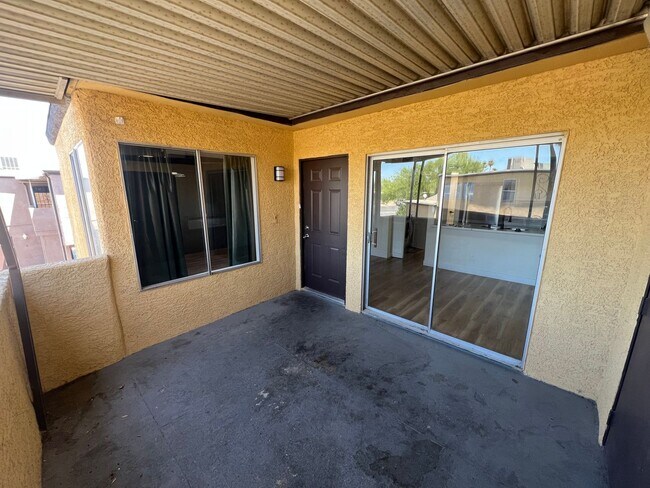 Photo - 1534 Hialeah Dr