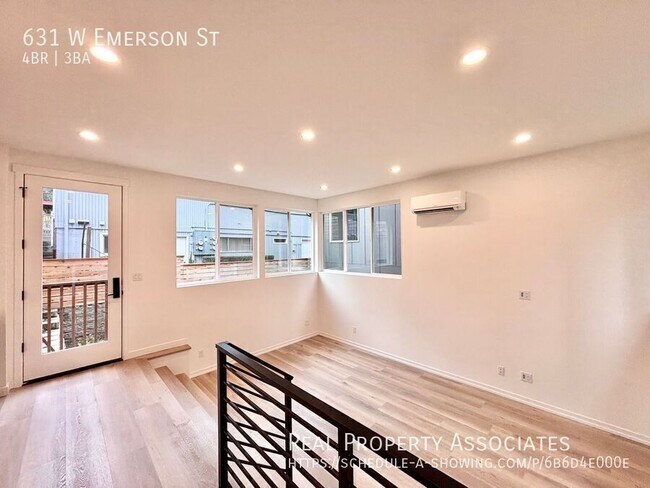 Photo - 631 W Emerson St