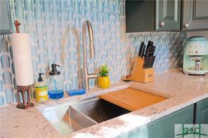 Photo - 310 E Henry St