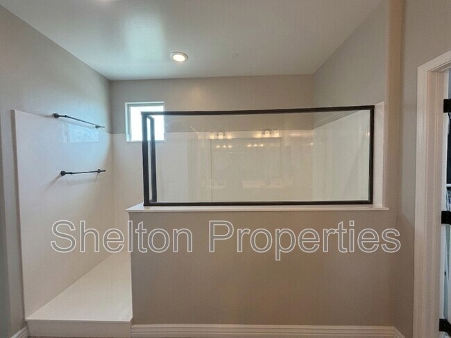 Photo - 5217 N 79th Dr