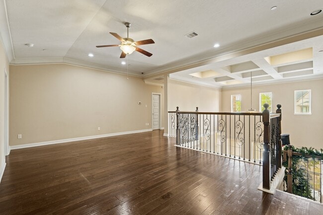 Photo - 534 Imperial Blvd