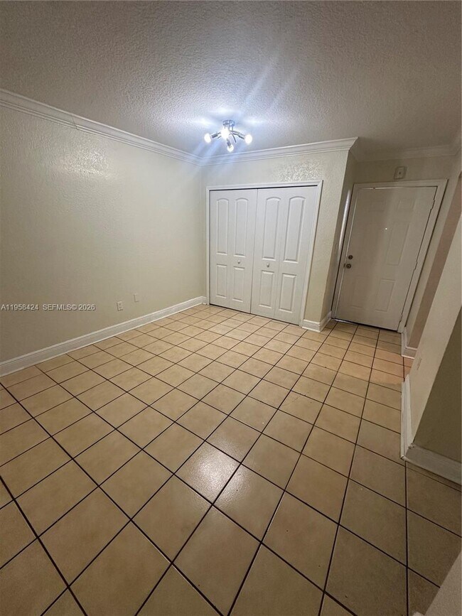 Photo - 17255 SW 95th Ave Unidad 461