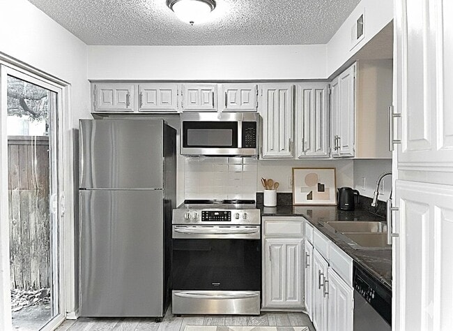 Photo - 5626 Preston Oaks Rd Unit 42A