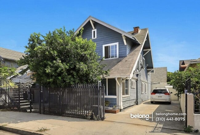 Building Photo - 1410 Fedora St