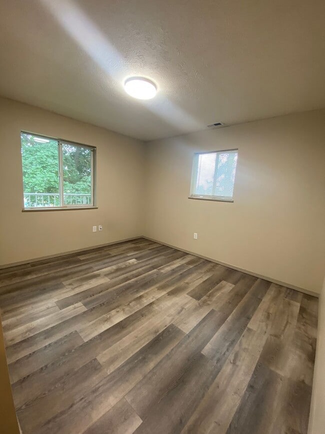 Photo - Upper unit-3 bed /2 bath triplex Cheney Unit 1303 2nd Street