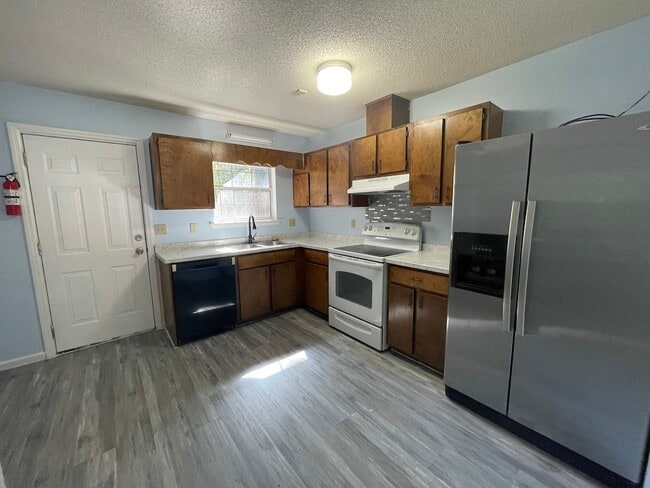 1411 Baymeadows Dr