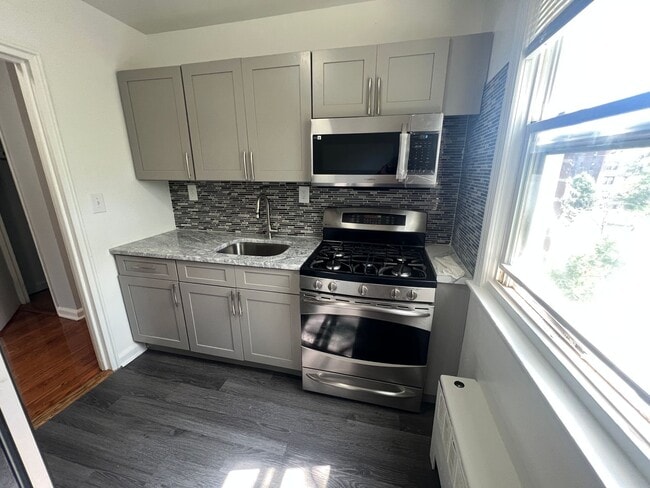 Photo - 151 South Munn Ave