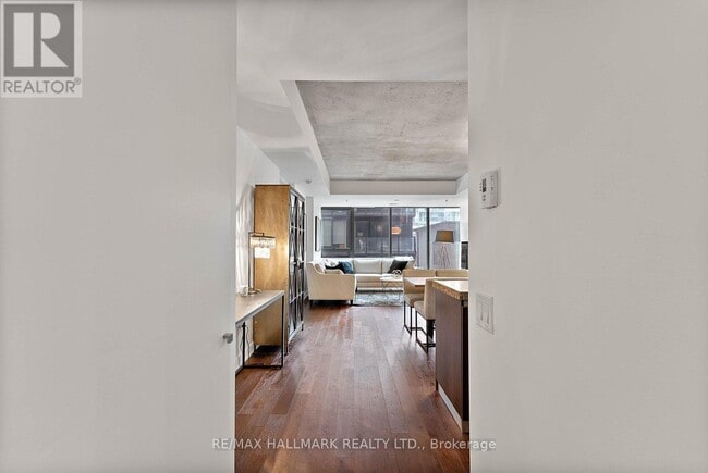 Photo - 629 King St W Unit 310