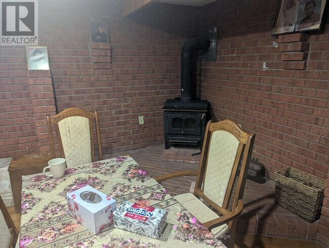 Photo - 6 Heatherglen Rd