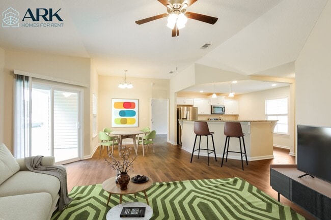 Photo - 308 Pecan Pointe Dr