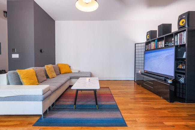 Photo - 80 Webster Ave Unit 2H