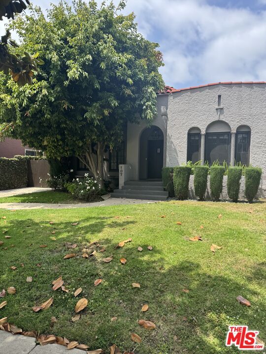 Photo - 107 S Lucerne Blvd House