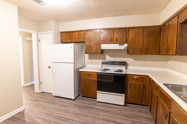 Photo - 2201 Hartsfield Rd Unit A