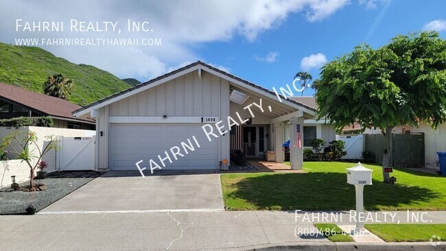 Building Photo - Beautiful 4 Bedroom 2 Bath Home Nestled in...