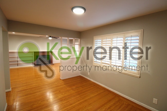 Photo - 2457 39th Ave