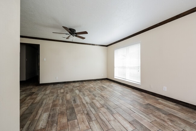 Photo - 1709 Richardson St