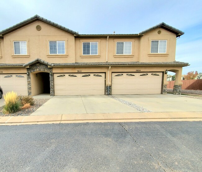 Photo - 3812 Packers Point Townhome