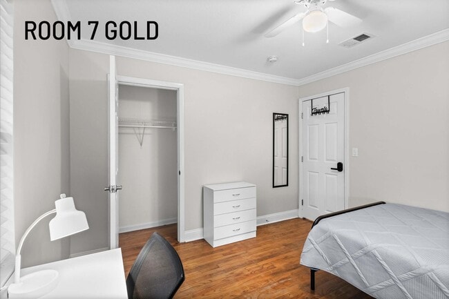 Photo - 431 Arlington Rd N