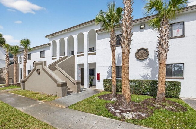 Photo - 300 W Hidden Valley Blvd