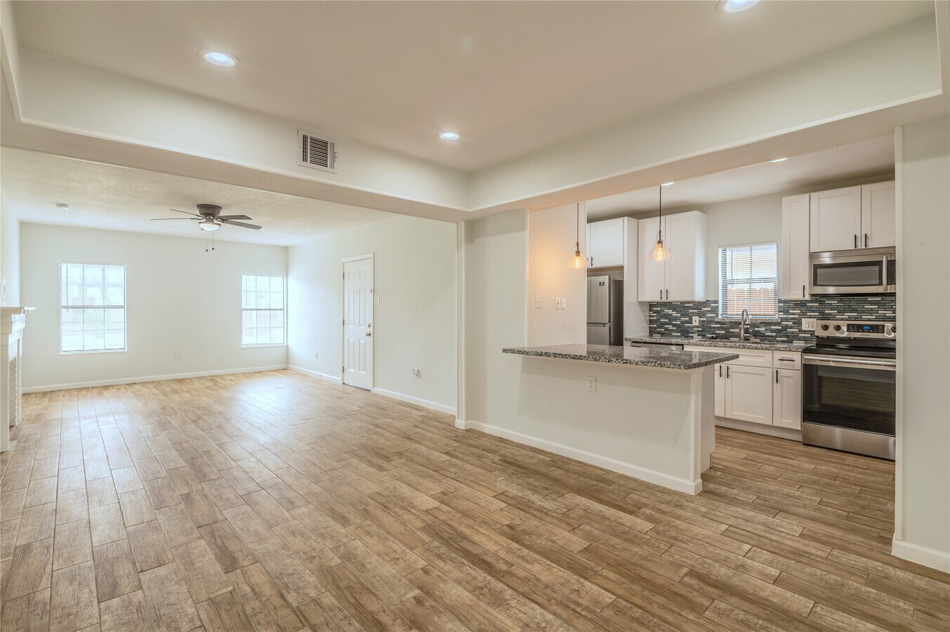 Photo - 2319 Rosewood St Unidad A