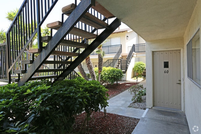 Sierra West Apartments