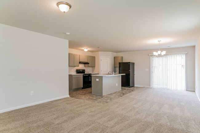 Photo - 108 Foxford Dr