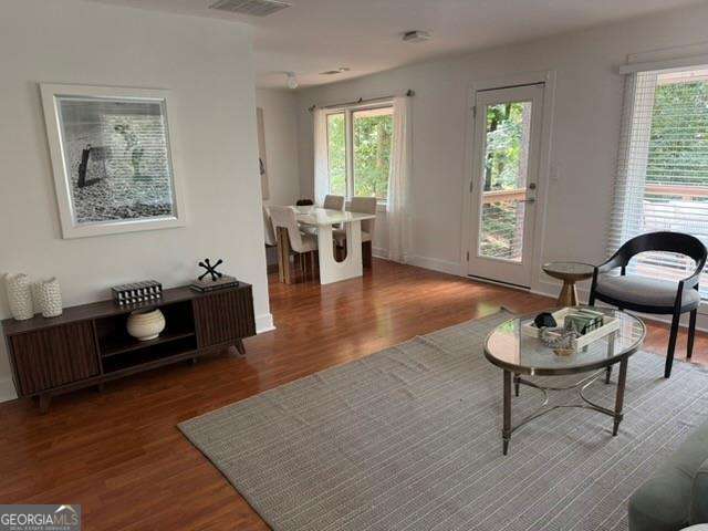Photo - 1685 Chevron Way