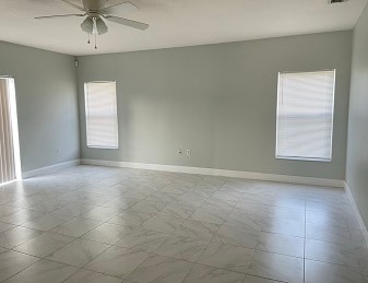 Photo - 566 Eagle Ct