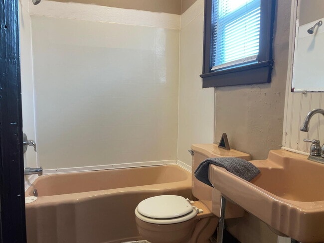 Stairway to Heaven — Charming 1 Bedroom with Upstairs Retreat