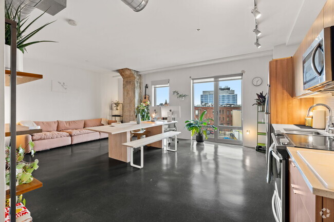 Building Photo - 9 Medford St Unit 404 Rental