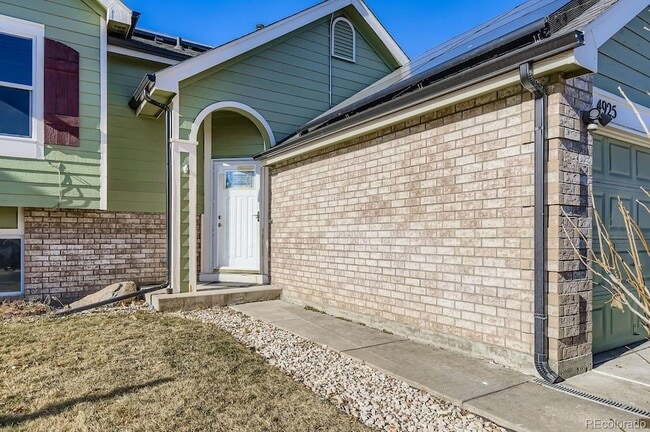 Photo - 4925 Freeport Wy