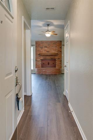 Photo - 215 Linda St
