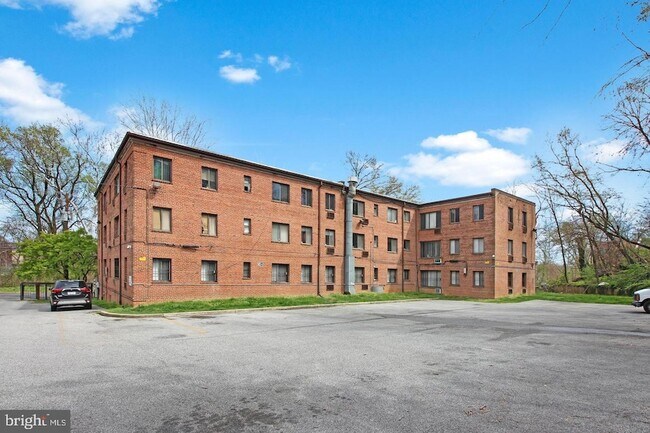 Photo - 4731 1st St SW Unit 303