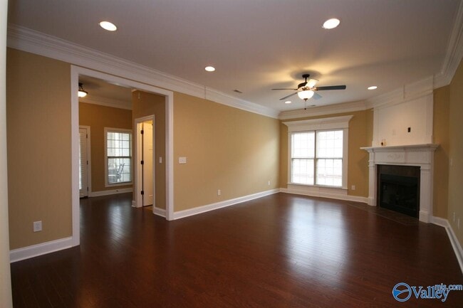 Photo - 231 Grove Village Way