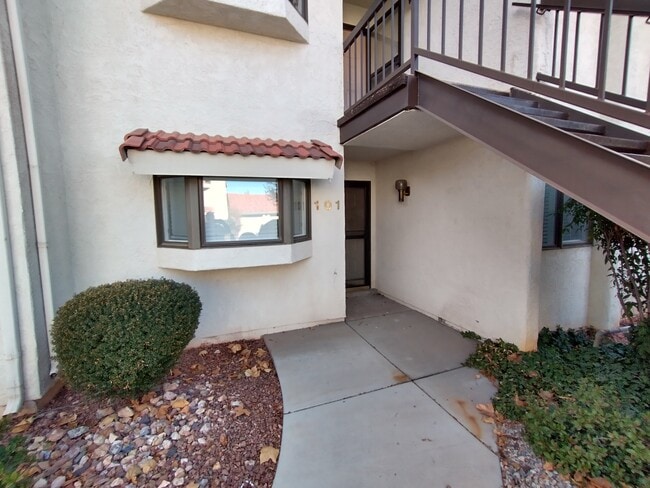 Building Photo - 275 S Valley View Dr Unit A101 Rental