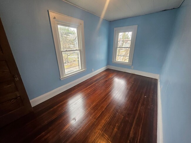 Photo - 1330 Midland Ave